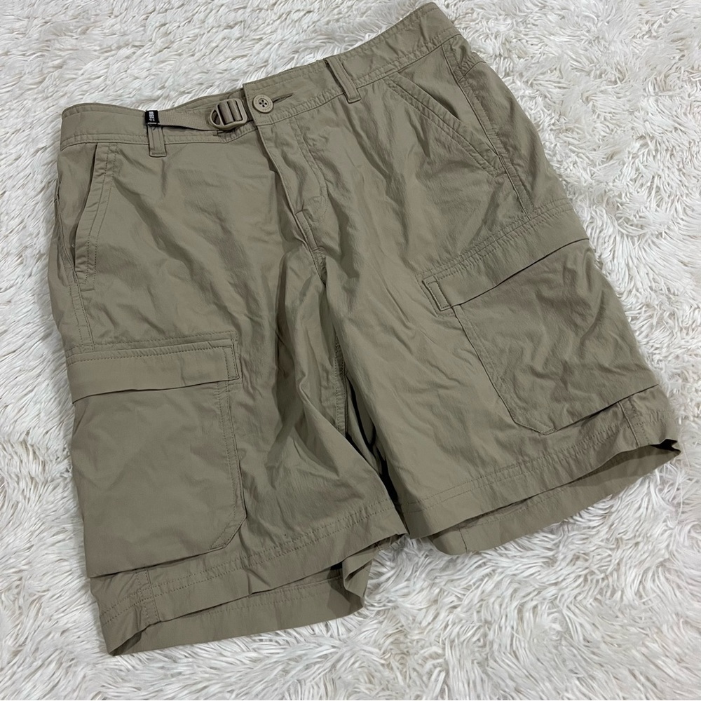 REI Relaxed Fit Khaki 8.5 Inch Hiking Cargo Outdoor Walking Shorts - Size 6